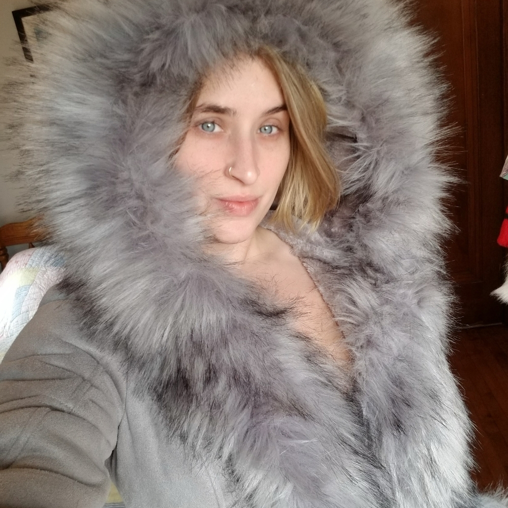 Akira Yukon faux fur coat